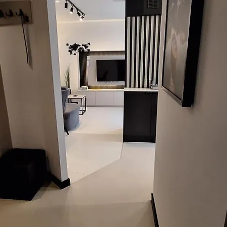 Διαμέρισμα Lwowska Faktura Vat *